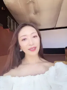 踊る勇気がまだない🥹 わたしに踊る勇気を下さい🥹 #小早川怜子　#熟女　#カプセルエージェンシー所属 