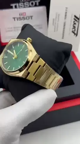 ✨ Nouvel arrivage Tissot Automatique ✨ Pour ceux qui savent reconnaître la valeur d’une vraie montre de luxe, ces Tissot automatiques sont faites pour vous ⌚🔥 💎 Mouvement automatique de précision – pas besoin de pile 💎 Finition haut de gamme en acier inoxydable 💎 Style intemporel qui impose le respect 📦 Stock très limité, premiers arrivés, premiers servis ! Paiement à la livraison disponible ✅ 📲 Commandez maintenant via WhatsApp : https://wa.me/22940154112