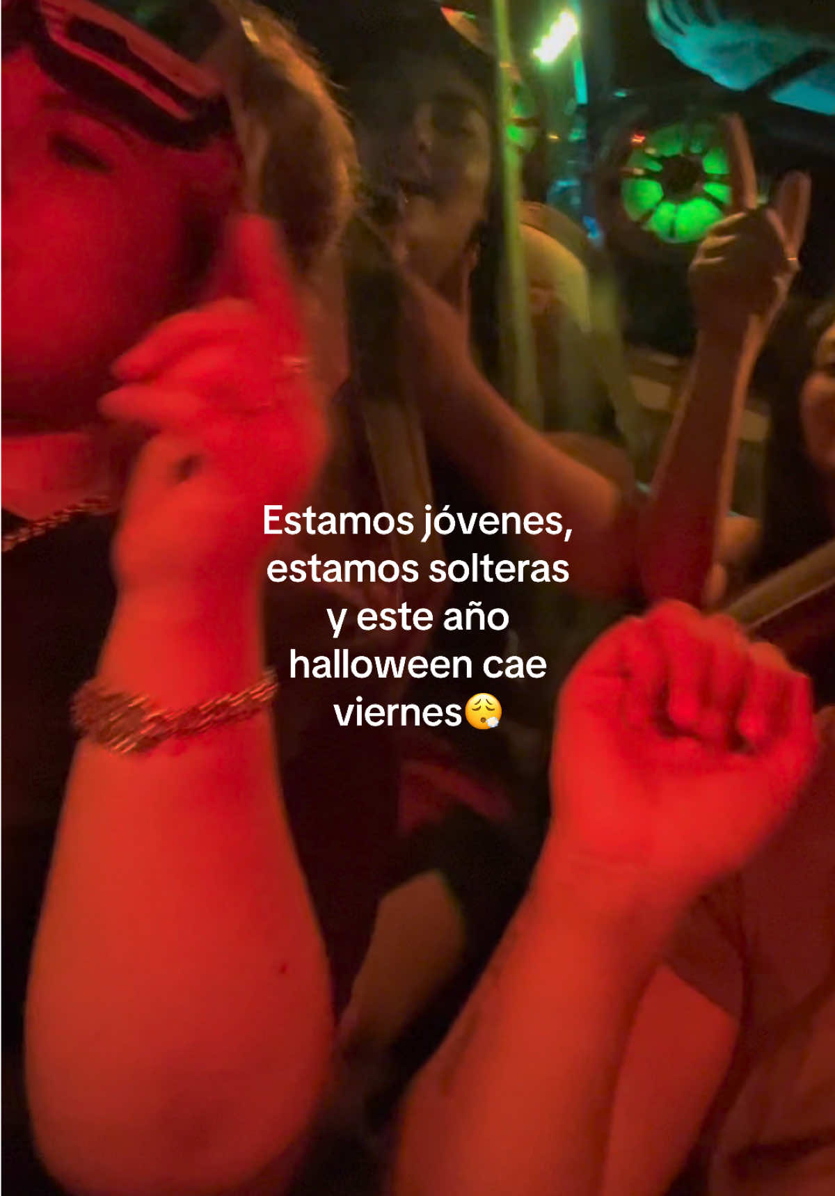 ya se sienteeee🤟🏽 #halloween#girls #soltera#fyp #viral