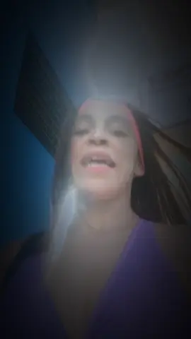 amo este tipo de comentarios ,sigue el camino correcto ☺️ porque no sabes quién va pisando tus pasos 