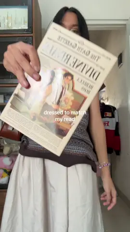 book covers as outfit inspo…#OOTD #outfitcheck #outfitideas #closettour #BookTok 