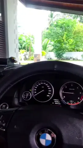 Name the car 🥹🧐#bmw #fyppppppppppppppppppppppp #bmw520d #srilanka ##creatorsearchinsights 