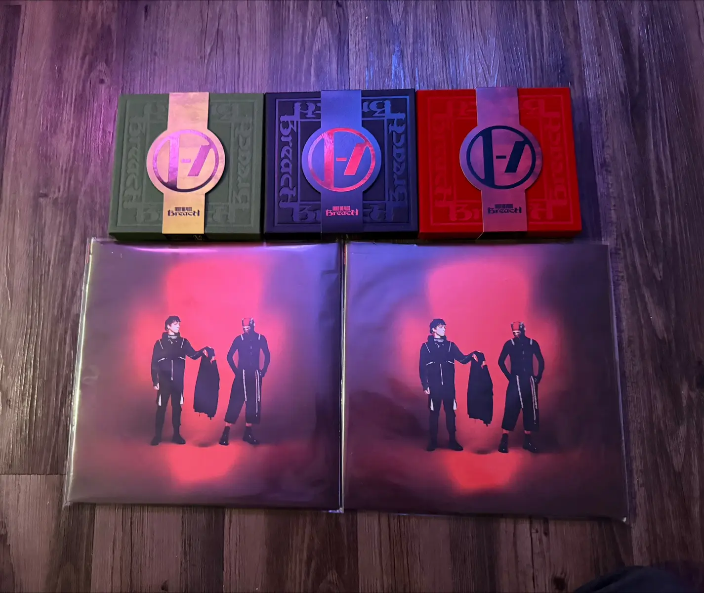 @twenty one pilots @joshua dun #breach #twentyonepilots #tøp #vinyl #cd 