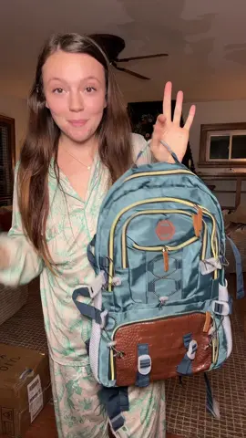 Large men’s backpack - travel backpack - men’s backpack #tiktokshopblackfriday #tiktokshopcreatorpicks #tiktokshopcybermonday #tiktokshopfinds 