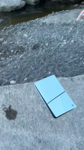 She dropped it ONE time and it shattered 😭😭😭😭😭😭😭😭 #closure 😍 #fyppppppppppppppppppppppp #fyp #viral #toronto 