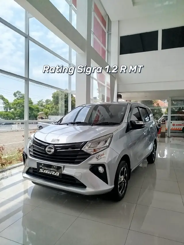 Sahabat Impian Keluarga 2025. Salah satu mobil paling laris nihh. Sigra R MT DP mulai 10 juta atau tenor maksimal hingga 8 tahun. Menurut kalian rating berapa paling cocok untuk Sahabat satu ini?  info lebih detail? hubungi Tata Daihatsu 0823 1053 2892  #fyp #daihatsu #sigra #xyzbca 
