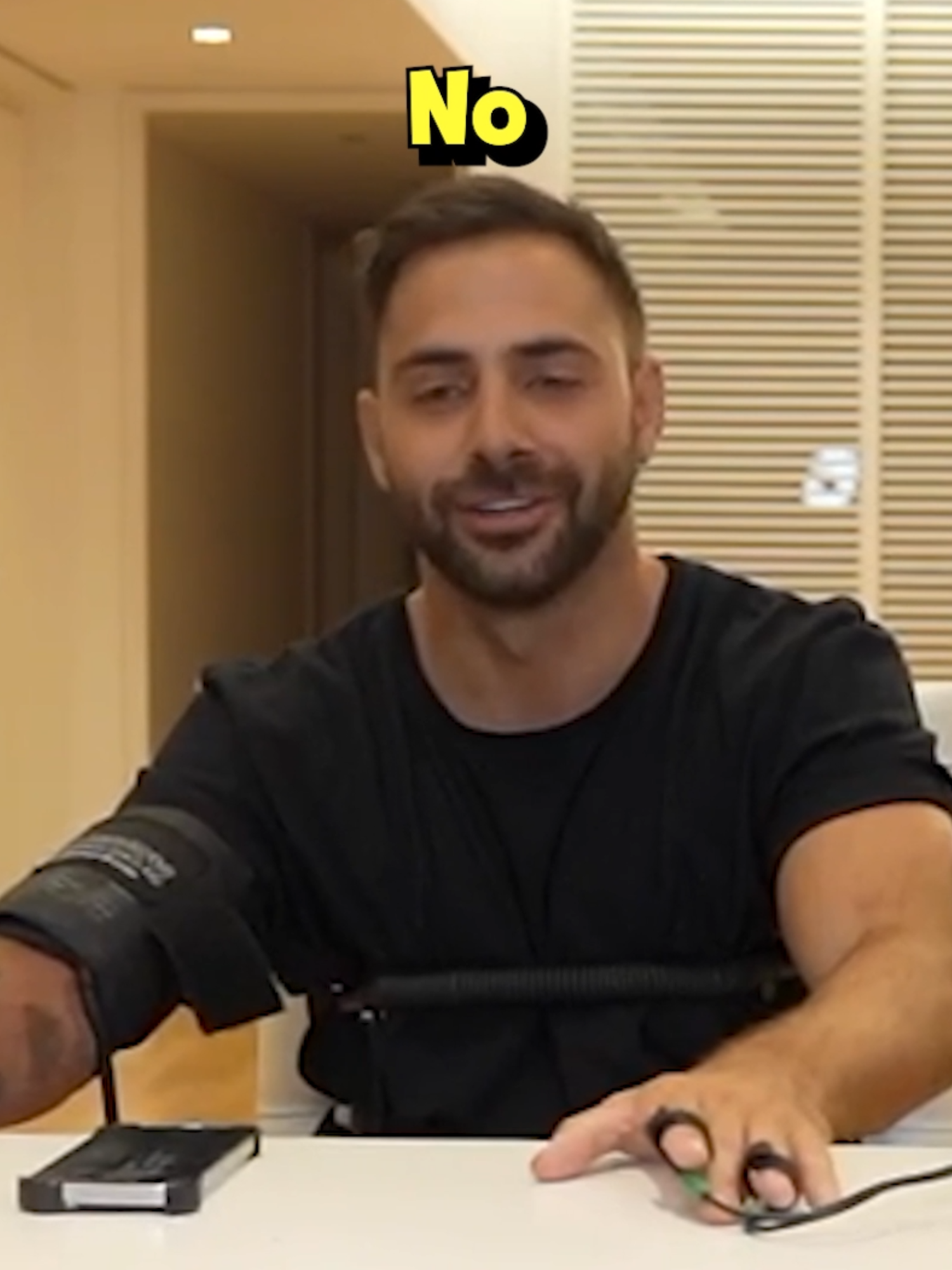 FUEEERTE LA PREGUNTA DEL BAULO #Mernuel #Bauleti #gregorossello