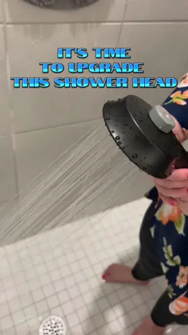 Hurran high pressure showerhead! #bathroommakeover #showertok #showerproducts #showerhead This showerhead has the best pressure! 