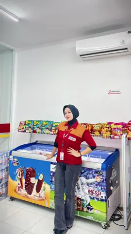 Numpang lewat kk😂🫵#alfamart #fyp #alfamarttiktok #bugiswajo #bugistiktok 
