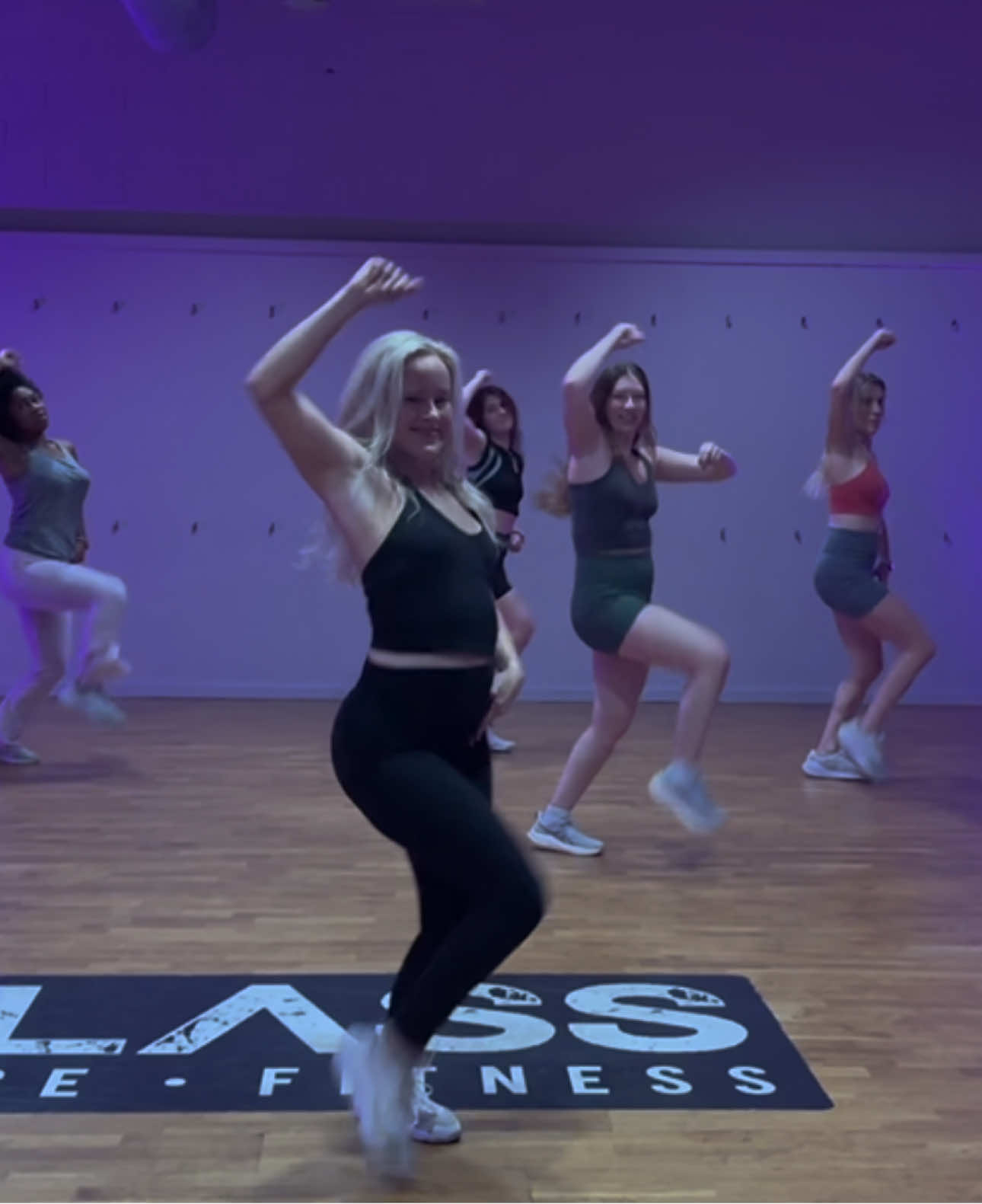 Y’all need to “Run It” to PRO STYLE with Greta!! 👏🏻🔥❤️ #klassmpls #prostyle #dance 