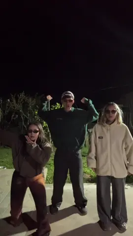 oppa gangnam style #fyp #trends  @nikol @vale pinto 