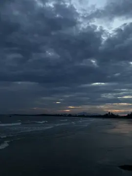 em cũng có nổi niềm của riêng mình..