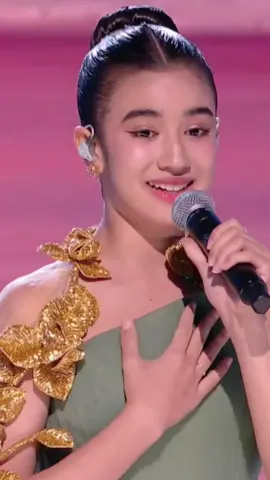 ដួងច័ន្ទ #ព្រះនាងចេណ្ណា  #jennanorodom  #princessofcambodia  #foryoupage  #fyp 