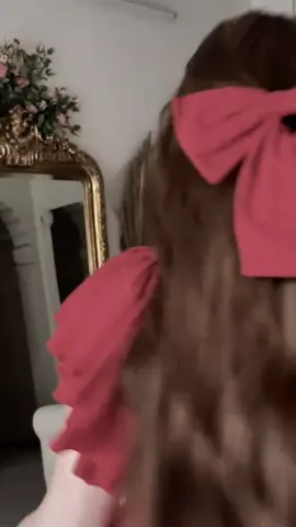 #ام_ثوب_أحمر #فيديوهاتي_تصاميمي🎶🎬 