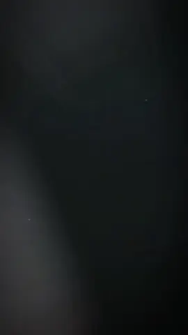 Chị còn số lượng ít thui ne#saniphone1k #iphone #viral #uytin #fyp 