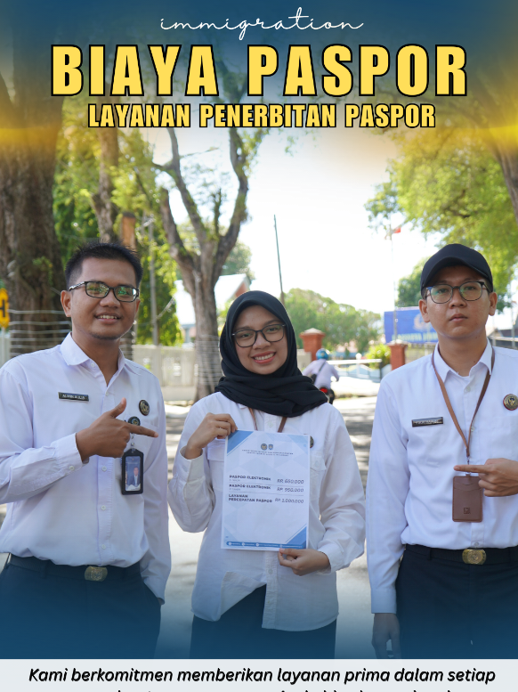 𝗦𝗮𝗵𝗮𝗯𝗮𝘁 𝗠𝗶𝗱𝗼, 𝗞𝗲𝘁𝗮𝗵𝘂𝗶 𝗕𝗶𝗮𝘆𝗮 𝗥𝗲𝘀𝗺𝗶 𝗣𝗲𝗻𝗲𝗿𝗯𝗶𝘁𝗮𝗻 𝗣𝗮𝘀𝗽𝗼𝗿 𝗘𝗹𝗲𝗸𝘁𝗿𝗼𝗻𝗶𝗸 Berikut ketentuan biaya paspor terbaru sesuai peraturan yang berlaku: 𝗣𝗮𝘀𝗽𝗼𝗿 𝗘𝗹𝗲𝗸𝘁𝗿𝗼𝗻𝗶𝗸 (𝗘-𝗣𝗮𝘀𝗽𝗼𝗿) : - Masa berlaku 𝟱 𝘁𝗮𝗵𝘂𝗻 : 𝗥𝗽. 𝟲𝟱𝟬.𝟬𝟬𝟬,- - Masa berlaku 𝟭𝟬 𝘁𝗮𝗵𝘂𝗻 : 𝗥𝗽. 𝟵𝟱𝟬.𝟬𝟬𝟬,- - 𝗟𝗮𝘆𝗮𝗻𝗮𝗻 𝗣𝗲𝗿𝗰𝗲𝗽𝗮𝘁𝗮𝗻 (selesai dalam 1 hari) : 𝗥𝗽. 𝟭.𝟬𝟬𝟬.𝟬𝟬𝟬,- #imigrasisabang #imigrasiaceh #imigrasiindonesia #imigrasi #paspor 