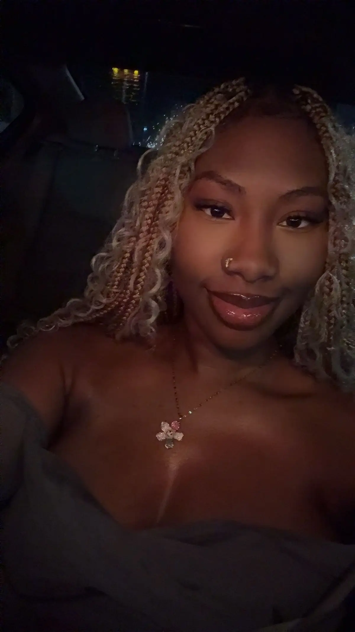 😘