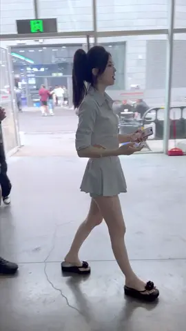 #Sweet outfit #puregoddess # handsomegirl 