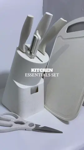 7-in-1 kitchen must-have 🤍 Hindi na kailangan bumili hiwa-hiwalay, nandito na lahat in one sleek set! 🙌  #kitchenset #homeessentials #kitchentools #aesthetickitchen #kitchenfinds #kitchenessentials #kitchenware #minimalistkitchen #knives #knifeset #kitchentool