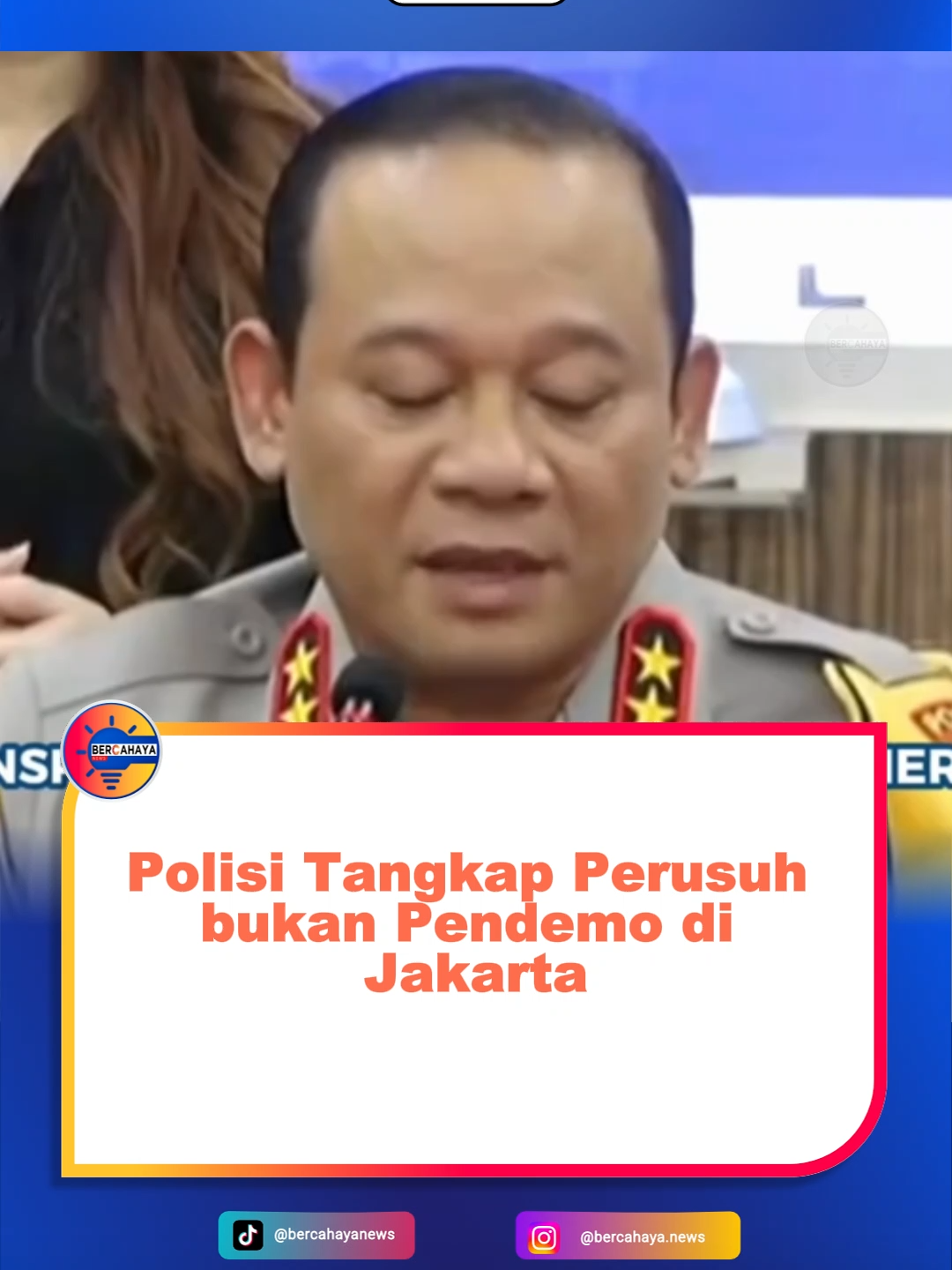 Polisi berhasil menangkap para perusuh di Jakarta, memastikan pendemo damai tidak ikut terjerat. Aksi penegakan hukum ini menjaga keamanan dan ketertiban di tengah demonstrasi. Warga diimbau tetap tenang dan menghindari provokasi. #Jakarta #PolisiTegas #PerusuhDitangkap #PendemoDamai #KeamananJakarta #DemoTertib #HukumAdil #StopKekerasan #BreakingNews #InfoJakarta