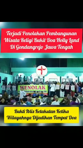 Masyarakat Muslim menolak kehadiran Bukit Doa di daerahnya karena ketakutan akidah agamanya terganggu. Penolakan terjadi di Desa Gondangrejo, Kabupaten Karang Anyar, Jawa Tengah. Bupati Karanganyar, Rober Christianto resmi menunda pembangunan gedung “Bukit Doa” atau Hollyland, milik Yayasan Keluarga Anugerah Surakarta yang berada di Desa Karangturi, Kecamatan Gondangrejo. Keputusan ini tertuang dalam SK Bupati Karanganyar Nomor 500.16.7/505/2025 yang ditandatangani pada Selasa, 2 September 2025. #fyb #fypage #fypppppppppppppp #fybシviral @Kepala Kepolisian RI @Sekretariat Presiden @Sekretariat Kabinet RI @DPR RI @Gibran Rakabuming @gerindra @kementerian_agama @bimas_kristen @kemenag_ri 