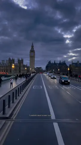 Big Ben from a double decker bus on Westminster Bridge — the London dream 🕰️🇬🇧 #westminsterbridge
