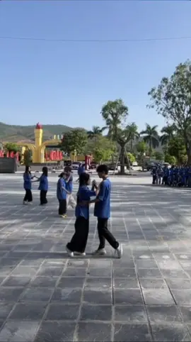 eo uii ngại chếchh @Tuấn Minh9130 #couple #randomdance #didone #thptyendungso1 #fyp Sơn Tùng MTP