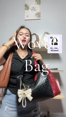 Mumu 8015 PU Leather Women's Soft Armpit Bag Hobo Handbag Woven Pattern Commuter Bags For Woman(Medium Size) STAY YOUNG #91126 Fashionable Women's Soft PU Leather Armpit Bag Hobo Bag Handbag Woven Pattern Commuter mini Bag (smaller size) #wovenbag #miniwovenbag  #tiktoklive #livehighlights 