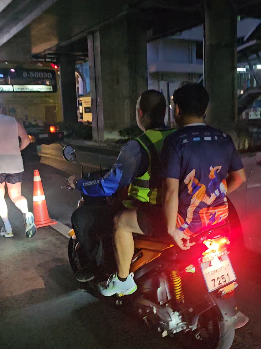 Central World Mini Marathon Bangkok 📍 #bangkok #bkk #Running #fyp #Thailand 
