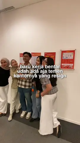perasaan baru kmrn ngaduk2 bikin dalgona coffee kok tiba2 skrng udah langganan sm @Prestisa buat kirim2 bunga ucapan? 😅#prestisaahlinyabungapapan #adulting #worklife #mahasiswaakhir #anakmagang 