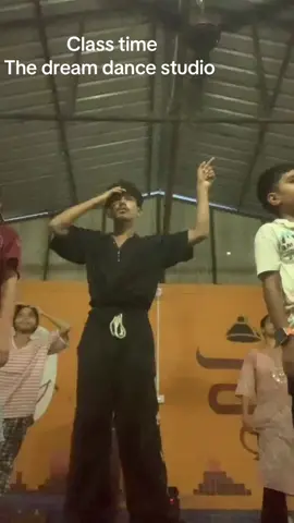 At-classtime #thedreamdancestudio 