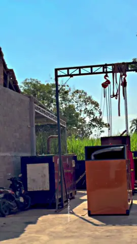 PESONA JURAGAN GENSET HOREG SAK INDONESIA DUWE GAWE @anugrahtech @MD 2000 @BREWOG ELEKTRONIK #karnavalrejosaribantur #soundsystemjawatimur #soundsystembattle #bantur #rejosaribantur 