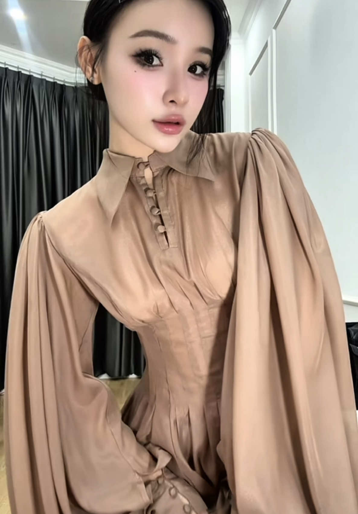 Váy xinh nhà AnyRent, mời các người đẹp lên lịch 🤌🏻✨ #chothuedochinhhang #thuedocantho #chothuedo #localbrand 