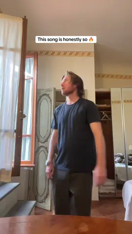 some days it gets harder than others… #florence #italy 