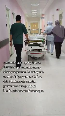 first time warded masa umur 18 hari. selsema dan batuk berkahak sbb berjangkit dgn abgnya. kali kedua dan ketiga warded umur 5 bulan. dlm sebulan, 2 kali dia kena. yg second time tu batuk berkahak sbb berjangkit dgn ayahnya. yg third time berjangkit dgn abgnya jgk. skrg ni tgh batuk berkahak balik. kita org satu family tgh tak sihat. sy dah cukup trauma 😭  #pneumonia #fyp 