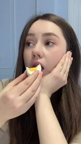 Dimana-mana harus makan banyak protein 🥚 