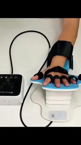 My wrist is saved#rehabilitation #foryou #fyp #training #wrist 