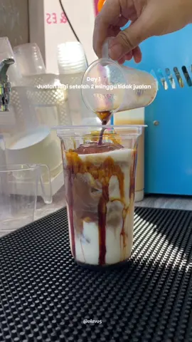 Yuk mampir udah buka kembali nih🫶🏻🌝 #fyp #minumanviral #umkm #pengusahamuda 