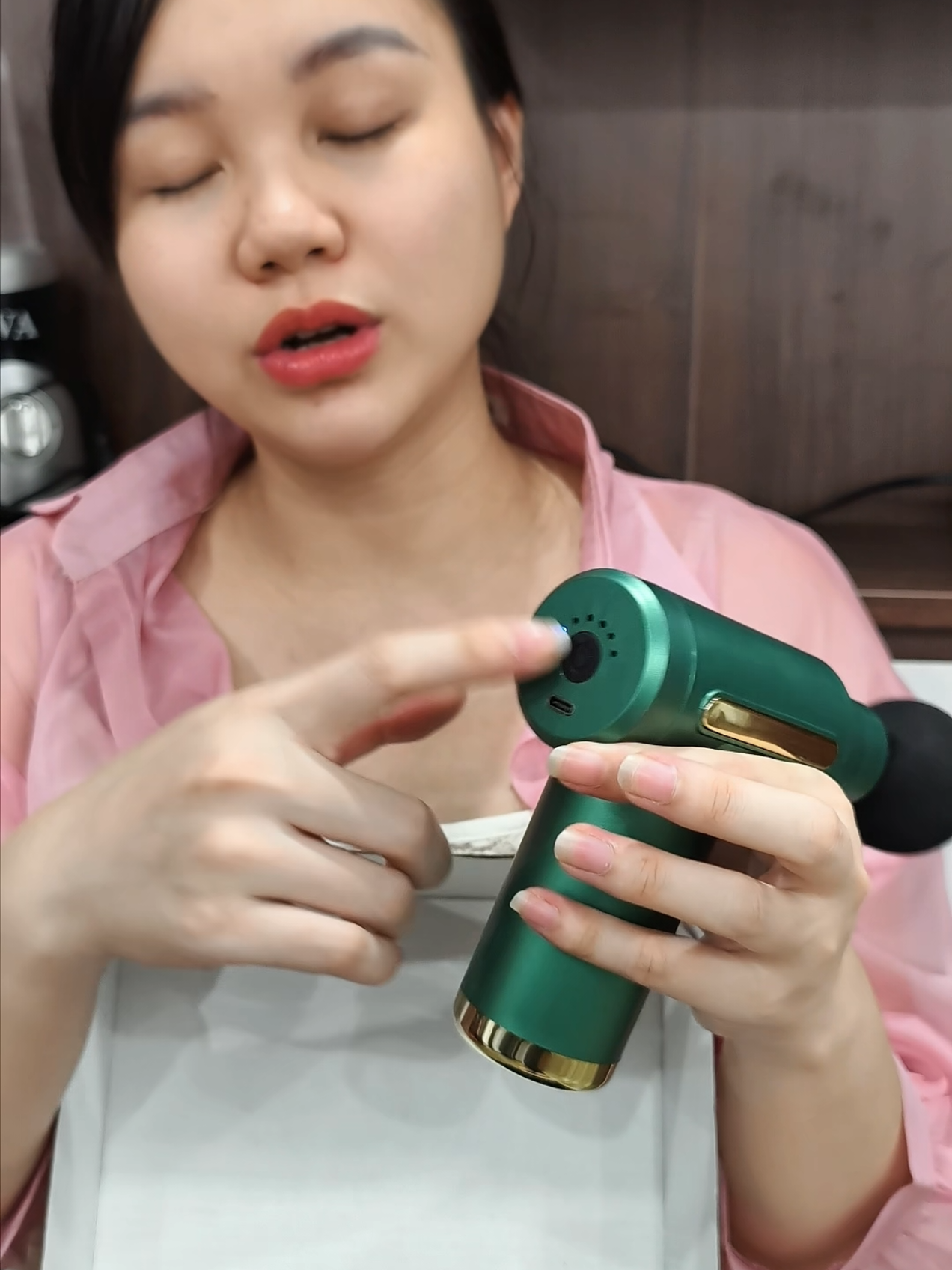 (Loại 1 Pin 1200) Máy Massage 4 đầu 6 chế độ massage công nghệ AI cảm biến lực nhấn #maymassage #maymassagecamtay #chamsocsuckhoe #gocvanphongcuatien 