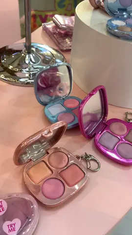 istg kalo lo sering nyari design reference di pinterest or you r into kbeauty, brand ini selalu muncul and ngl they REALLY ARE SO CUTE.... tapi masih coming soonT____T but go try them!!!