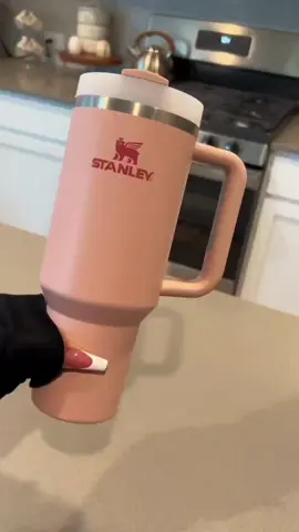 Rutinitas bersama tumbler😍 #botolminum #botolviral #goodthing #bagus #foryourpage 