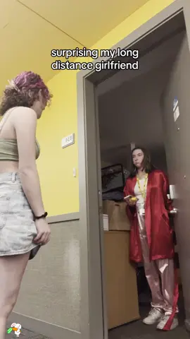 meeting my long distance girlfriend for the first time #lesbiansoftiktok #wlw #sapphic #gaygirlsoftiktok #girlslikegirls  