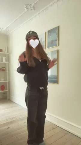Kedet mig lidt🫰😇 #fyp #elskerlaurineoliagnescarlaanni❤️ #blowthisupforme #viral #xybcza 