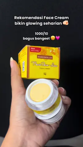 Bebas Flek Hitam Glowing Seharian 1000/10 #marieskinlian #MarieSkin3in1 #marieskin #marieskincare #creamflekhitam #creamflekhitambpom #creamflek #marieskinoriginal #marieskinlianoriginal #uvfilter #GlowingTanpaFilter #EffortlessBeauty #SkinLikeGlass #serumglowing