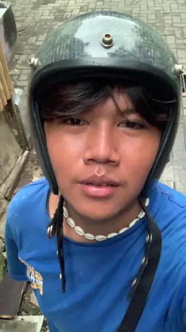 semangat buat kalian semua jangan mau kalah sama manusia yang hidupanya udah di tata rapih sama orang tuanya‼️ #fyp #xyzbcaa #sadvibes🥀 #galaubrutal #katakata #sad 