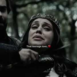 I'm quietly walking away from their final. 😭😭😭 - - - - - - - - - - #şehzadebeyazid #julia #mehmedfetihlersultanı #foryoupage #fyp 