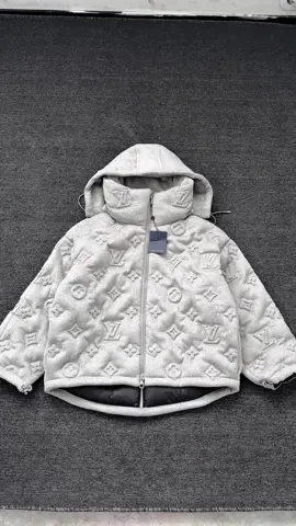 Best jacket for winter 🥶 #jacket #pufferjacket #winterjacket #downjacket #fashiontiktok 