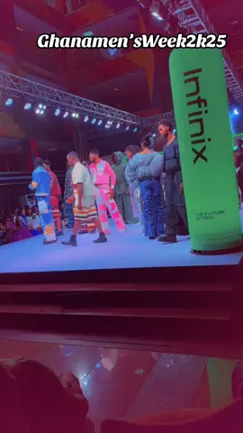 #fashionweek #model #runwaywalk #fyp 