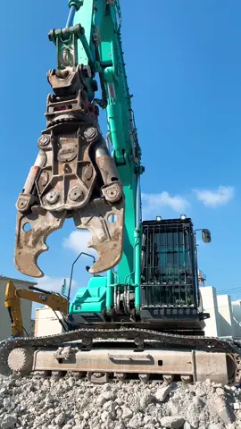 kết hợp của 3 dòng máy nổi tiếng❤️❤️#hitachi#kobelco #cat 