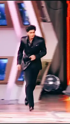 #Viral #bollywoodsongs #foryou #viraldideo #foryoupagе 🥰